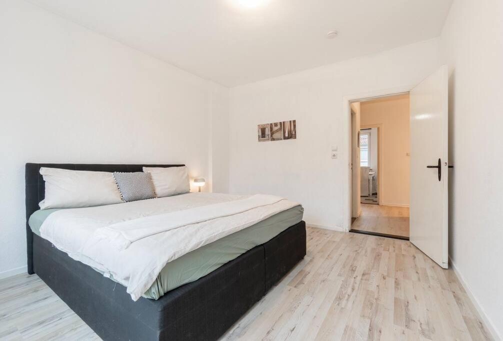 Moderne 2-Zimmer Wohnung Brema Exterior foto